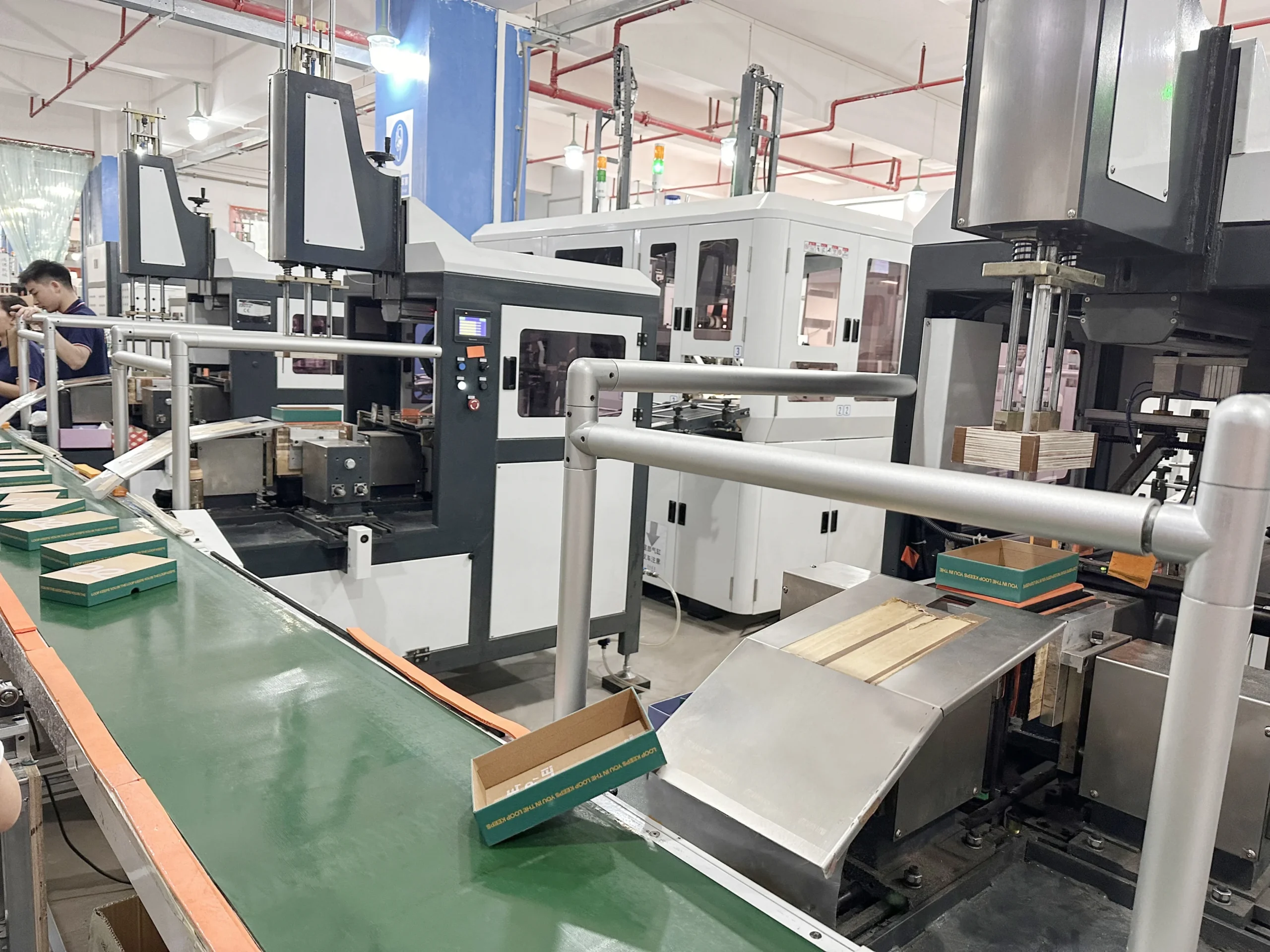 4 BOX ASSEMBLE LINE scaled