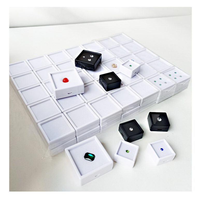 Gemstone plastic box - Image 32