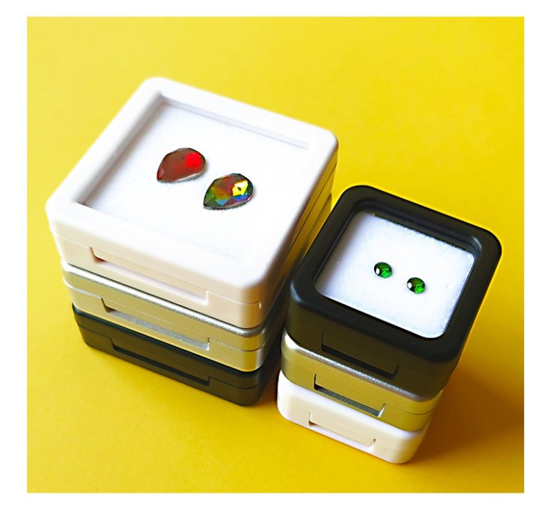 Gem box Acrylic square box, transparent ring face, bare stone diamond gemstone box, bare diamond colored gemstone box, jewelry display box, storage box - Image 3