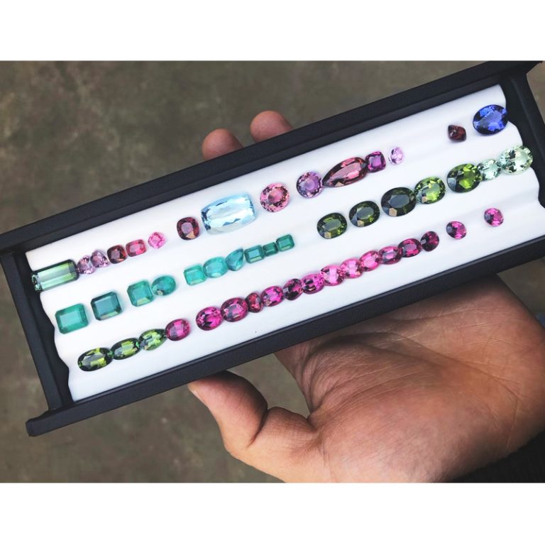 Bare stone storage and display tray - Image 6