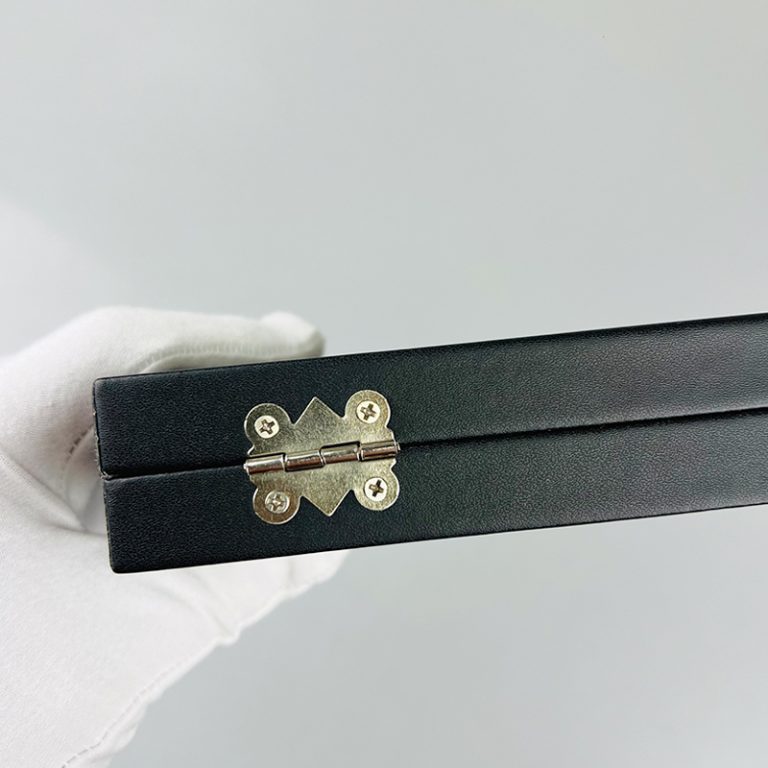 pendant collectible jewelry sample display box - Image 9