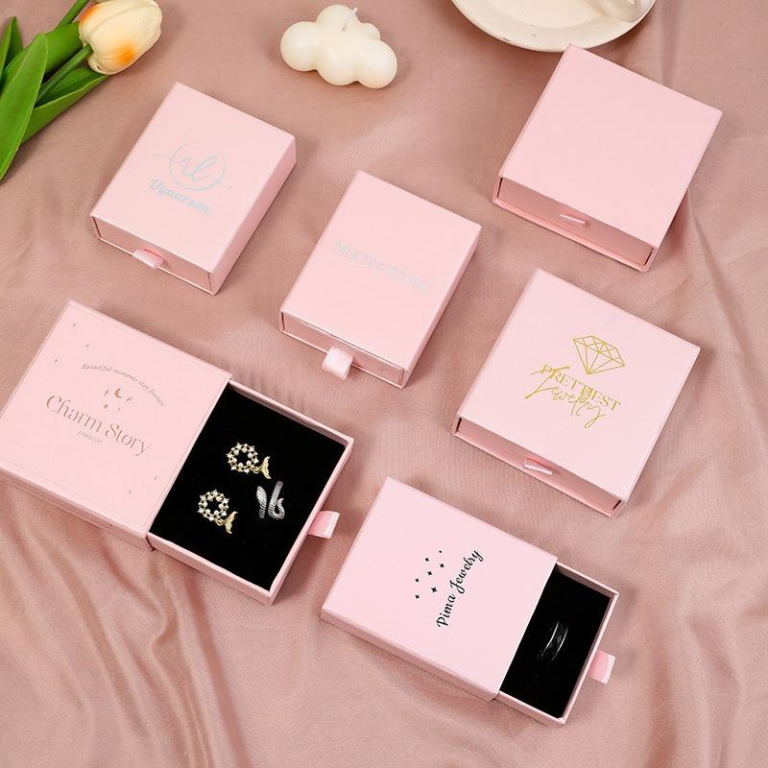 Cardboard Magnetic Pink Jewelry Box Package - Image 6