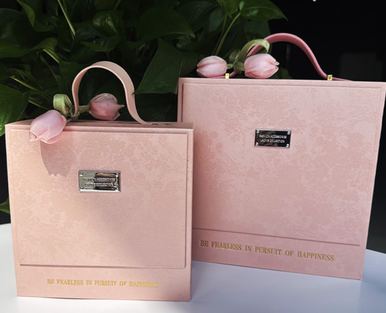 Custom Logo Luxury Eco Friendly Art Paper Magnetic Flap Lid Box Packaging Gift Box - Image 3