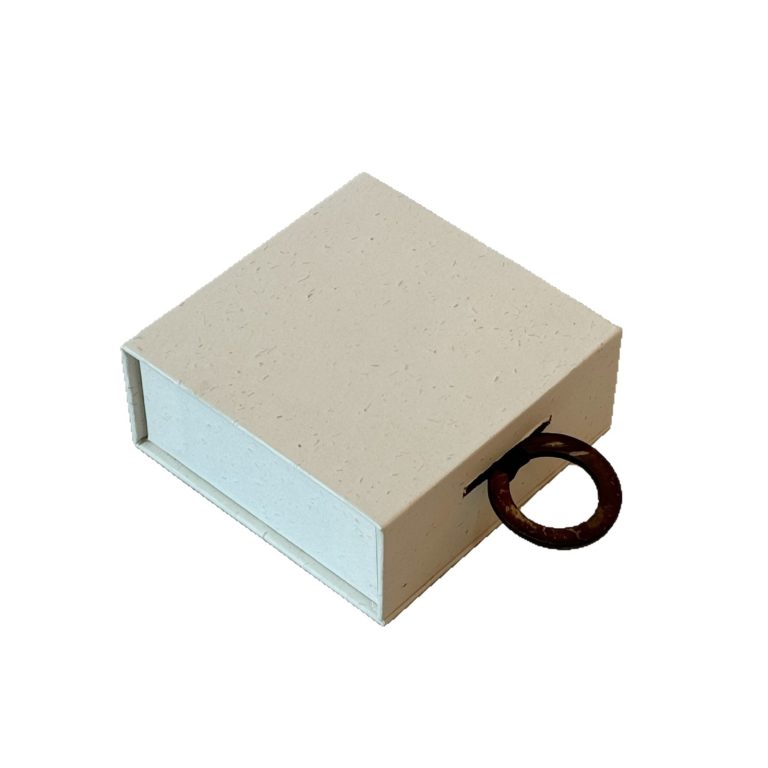 TikTok High-end magnetic closure packaging box for jewelry necklaces rings - Image 4