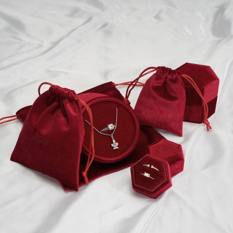 Luxury Wholesale Jewelry Gift Storage Case Small Necklace Earring Bracelet Ring Organizer Velvet Travel Jewelry Box Packaging - Image 4